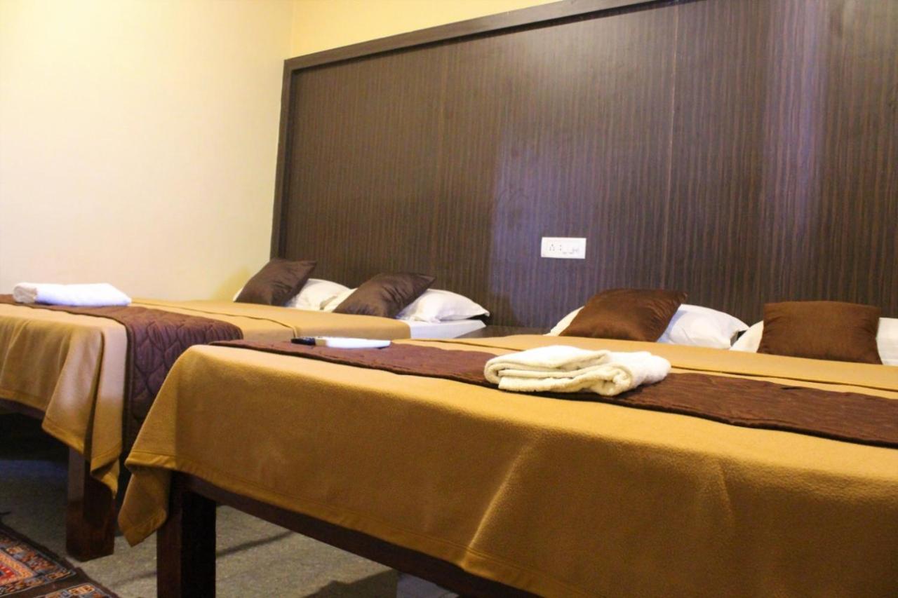 Gsr Residency Hotel Kanchipuram Exterior foto