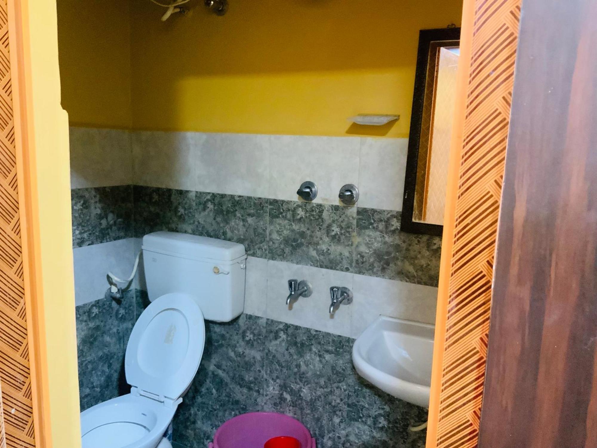 Gsr Residency Hotel Kanchipuram Exterior foto